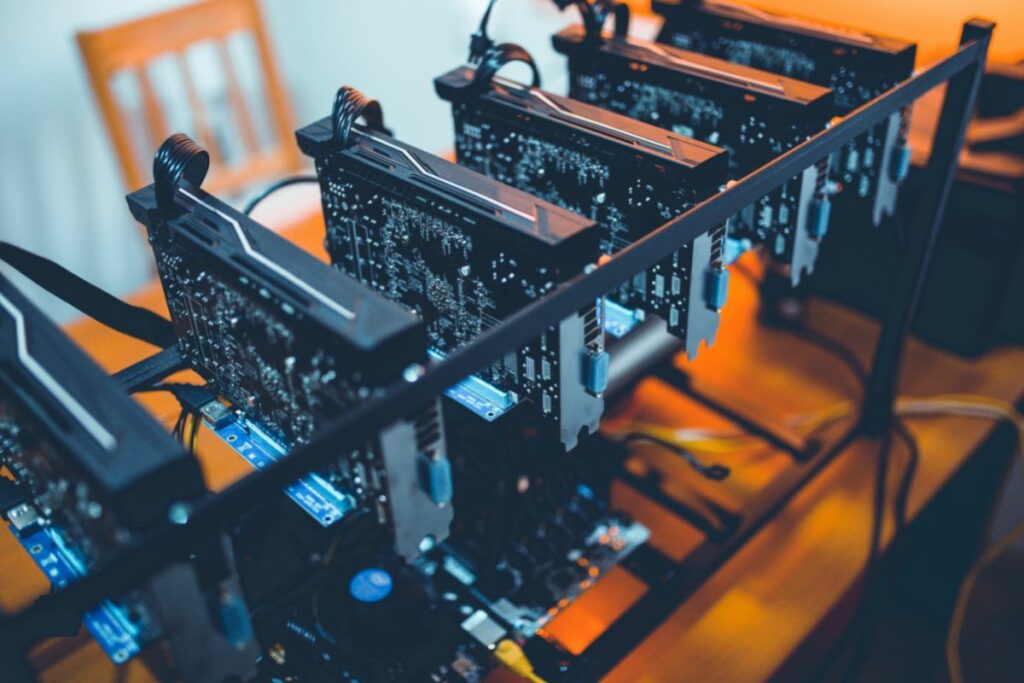 How To Build A Crypto Mining Rig - Stock Maven